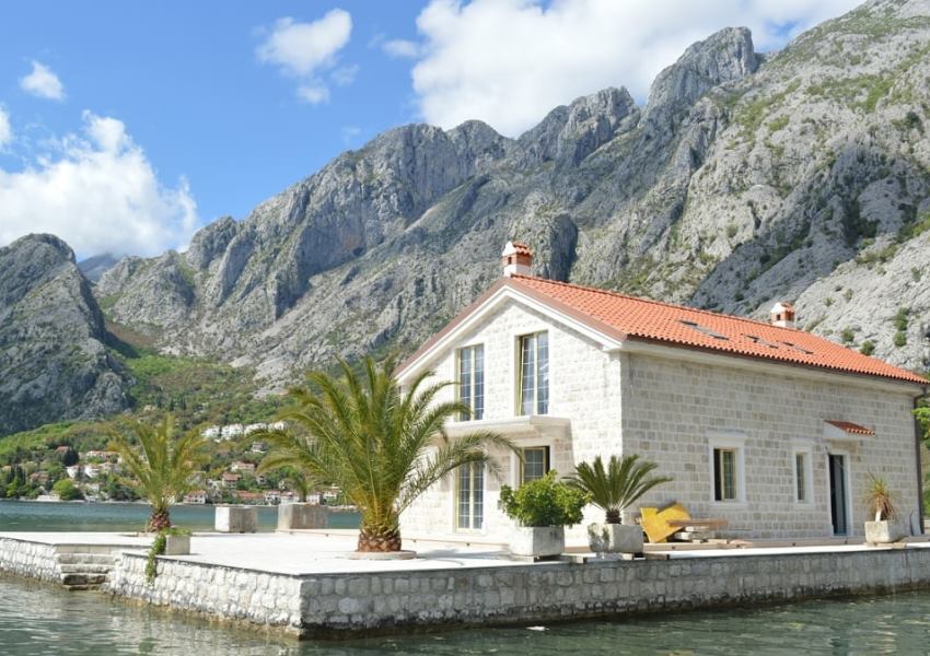 Qlistings - Faboulous villa on private island, Ljuta, Kotor Bay Property Image